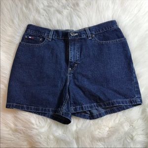 Women’s vintage Tommy Hilfiger Shorts